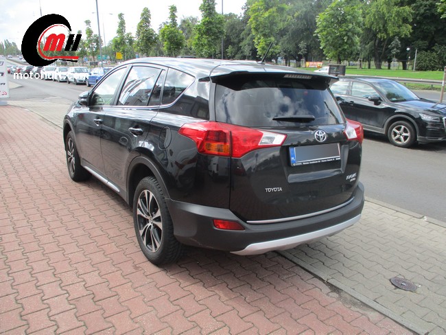 Toyota RAV 4 wymiana przedniego zderzaka Warszawa 